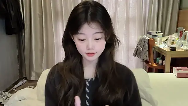 Snapshot of yangyang-1115 chatting on 03-02-25, 08:38 yangyang-1115 online show from 03-02-25, 08:38