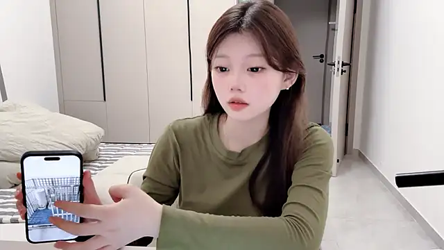 Snapshot of yangyang-1115 chatting on 09-11-25, 05:51 yangyang-1115 online show from 09-11-25, 05:51