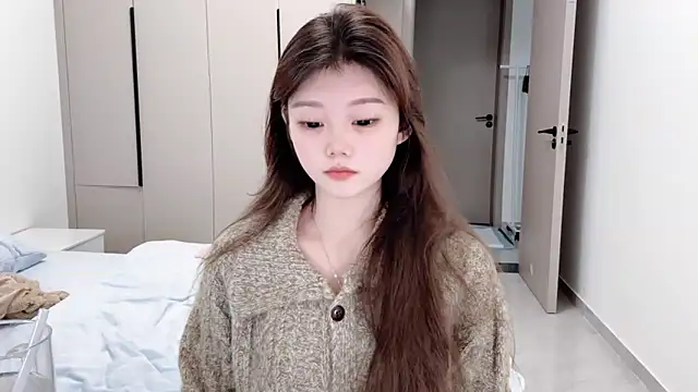 Snapshot of yangyang-1115 chatting on 10-20-25, 05:19 yangyang-1115 online show from 10-20-25, 05:19