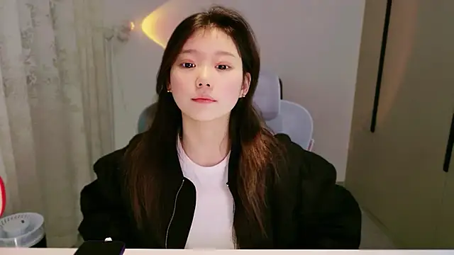 Snapshot of yangyang-1115 chatting on 12-05-25, 04:43 yangyang-1115 online show from 12-05-25, 04:43