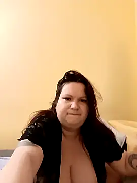 Szilvi93 online show from 04-12-26, 06:29