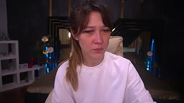 DreamyLinaa online show from 01-25-25, 06:45