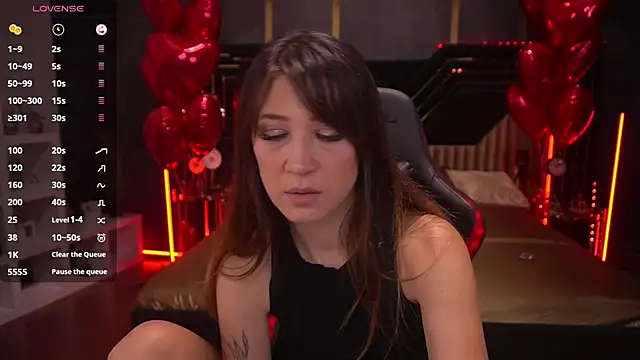 DreamyLinaa online show from 02-13-25, 07:35