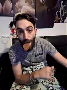 Snapshot of DaWoD030 chatting on 12-16-24, 06:05 DaWoD030 online show from 12-16-24, 06:05