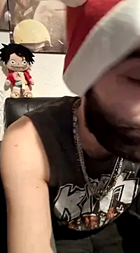 Snapshot of DaWoD030 chatting on 12-21-24, 06:34 DaWoD030 online show from 12-21-24, 06:34