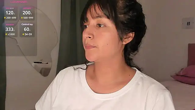 Snapshot of Lady_Rey chatting on 02-02-25, 03:10 Lady Rey online show from 02-02-25, 03:10