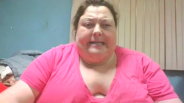 Snapshot of Honeybee2025 chatting on 12-11-24, 10:49 Honeybee2025 online show from 12-11-24, 10:49