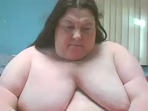 Snapshot of Honeybee2025 chatting on 01-24-25, 10:08 Honeybee2025 online show from 01-24-25, 10:08