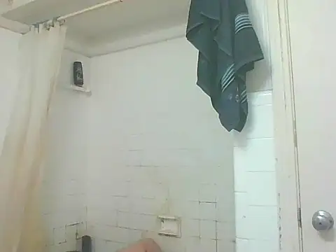 Snapshot of Honeybee2025 chatting on 02-17-25, 04:20 Honeybee2025 online show from 02-17-25, 04:20