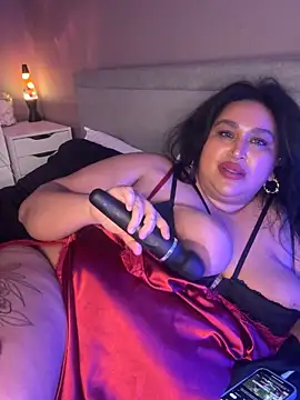 Snapshot of Sweet_PeaUK chatting on 01-18-25, 11:00 Sweet PeaUK online show from 01-18-25, 11:00