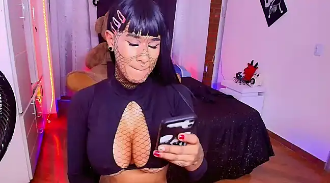 xl dakotadom online show from 12-17-24, 10:32