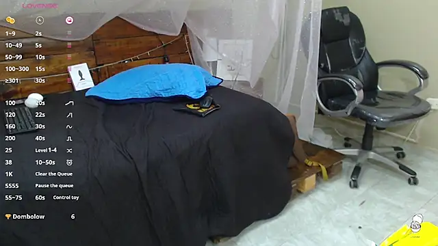 Snapshot of AndrewPherson chatting on 03-19-25, 03:29 AndrewPherson online show from 03-19-25, 03:29