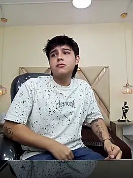 Snapshot of AndrewPherson chatting on 04-15-26, 12:56 AndrewPherson online show from 04-15-26, 12:56