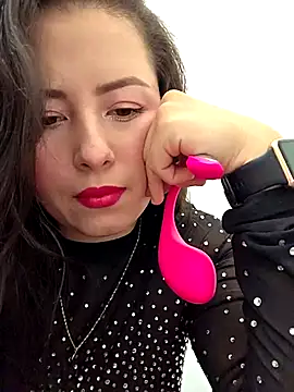 NeredaXxx online show from 10-17-25, 08:55