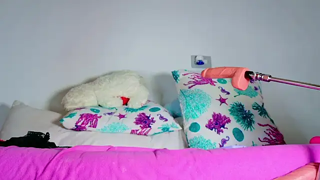 NeredaXxx online show from 02-16-26, 09:05