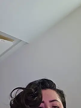Snapshot of NeredaXxx chatting on 05-18-26, 12:07 NeredaXxx online show from 05-18-26, 12:07
