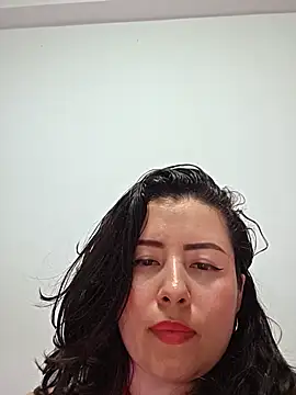 Snapshot of NeredaXxx chatting on 05-27-26, 11:24 NeredaXxx online show from 05-27-26, 11:24