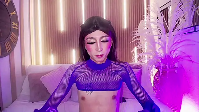 Aniie Doll online show from 11-07-25, 08:20