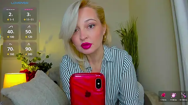 Milena candyy online show from 04-28-26, 06:57