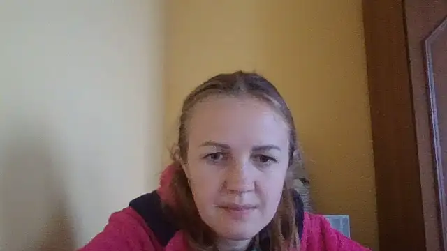Snapshot of Milaniya261 chatting on 06-16-26, 05:43 Milaniya261 online show from 06-16-26, 05:43