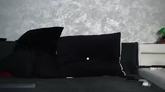 SquirtyFit Devil online show from 10-30-25, 09:37