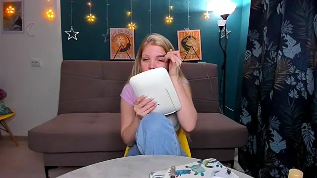 Xloe Queen online show from 01-23-25, 10:11