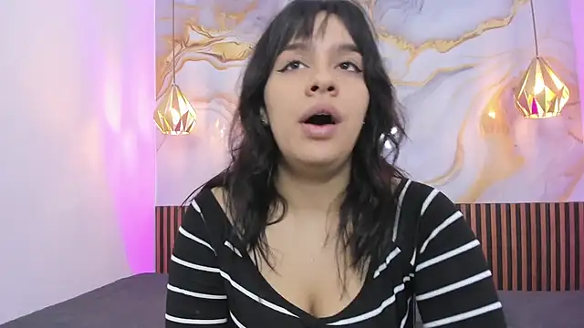 MelissaGilll online show from 10-13-25, 07:14