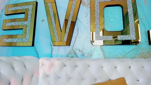 pola adams  online show from 03-11-25, 02:51