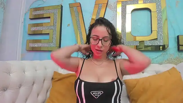 pola adams  online show from 03-21-25, 11:22