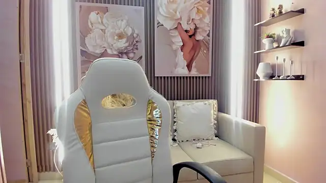 pola adams  online show from 09-20-25, 10:27