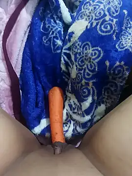 Snapshot of hayatsixi chatting on 02-11-25, 01:51 hayatsixi online show from 02-11-25, 01:51