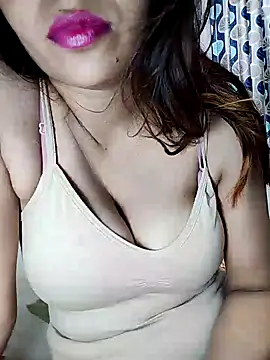 Snapshot of shalini_fire chatting on 01-10-25, 10:17 shalini fire online show from 01-10-25, 10:17