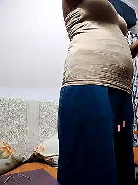 Snapshot of shalini_fire chatting on 01-12-25, 06:27 shalini fire online show from 01-12-25, 06:27