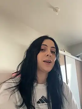 Morguisssz online show from 02-25-26, 06:17