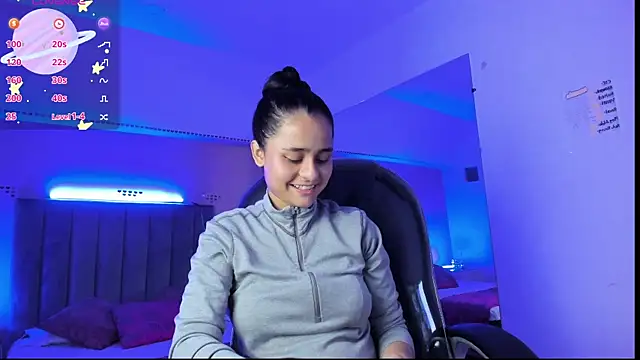 Giselle Roldan online show from 04-23-26, 01:02