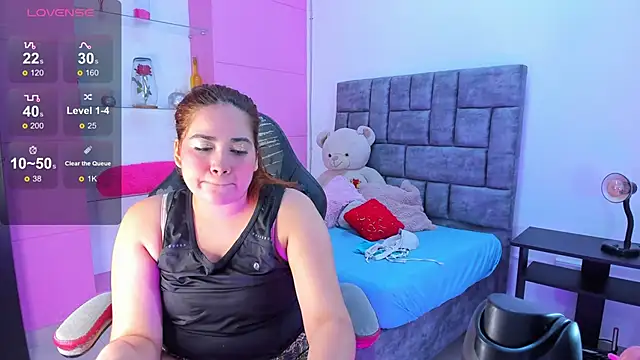 jisoo   online show from 09-09-25, 12:15