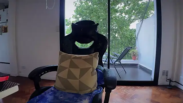 Den BlueXx online show from 11-30-25, 06:56