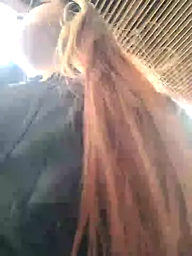 SarahXRusso online show from 01-08-25, 09:44