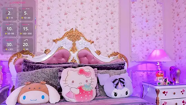 Snapshot of AllissonJames chatting on 09-30-25, 11:37 AllissonJames online show from 09-30-25, 11:37