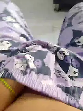 Snapshot of kameron_sweett chatting on 12-20-24, 01:22 kameron sweett online show from 12-20-24, 01:22