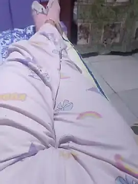 Snapshot of kameron_sweett chatting on 01-05-25, 03:55 kameron sweett online show from 01-05-25, 03:55