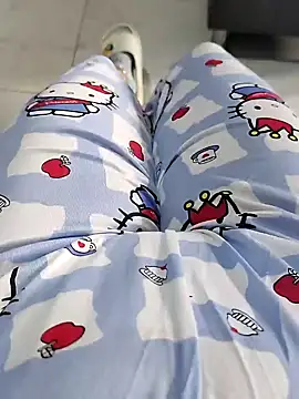 Snapshot of kameron_sweett chatting on 01-08-25, 06:31 kameron sweett online show from 01-08-25, 06:31