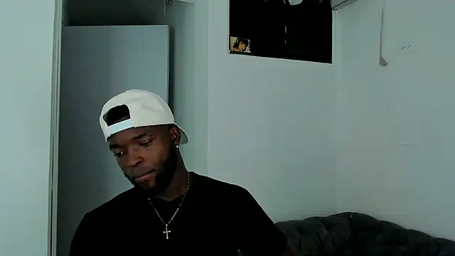 Dylan Taylor online show from 09-11-25, 03:17