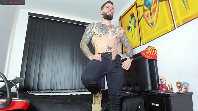 Snapshot of connor_santtos chatting on 02-12-25, 02:21 connor santtos online show from 02-12-25, 02:21