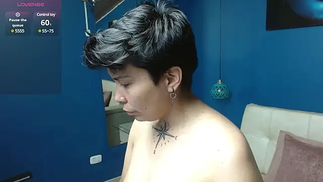 Snapshot of nato_evans chatting on 12-28-24, 02:33 nato evans online show from 12-28-24, 02:33