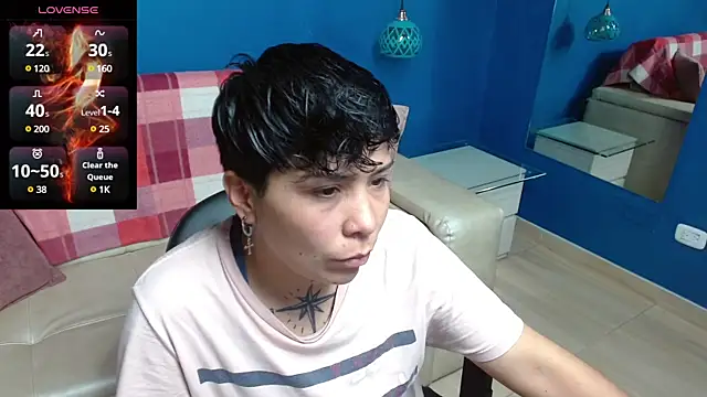 Snapshot of nato_evans chatting on 01-27-25, 11:43 nato evans online show from 01-27-25, 11:43