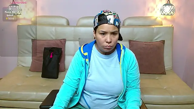 Snapshot of nato_evans chatting on 11-26-25, 01:06 nato evans online show from 11-26-25, 01:06