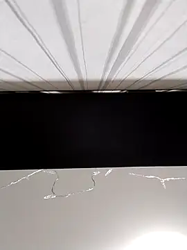 Lorrain Dorrie online show from 12-15-25, 06:17