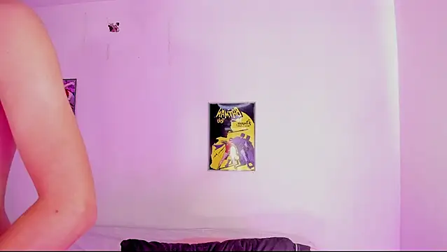 Snapshot of crushnier chatting on 01-14-25, 07:21 crushnier online show from 01-14-25, 07:21