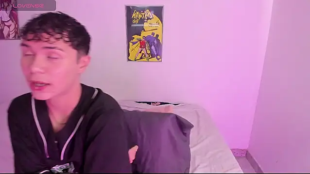 Snapshot of crushnier chatting on 01-26-25, 05:34 crushnier online show from 01-26-25, 05:34